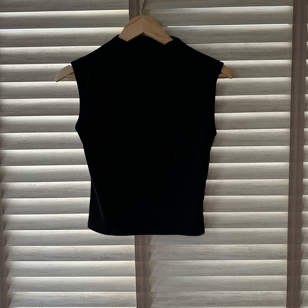 Wilfred Black Contour  Sleeveless top
